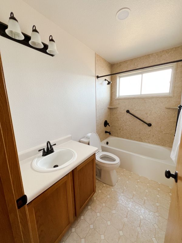 Top Bathroom Remodeling Companies in Lynden, WA
